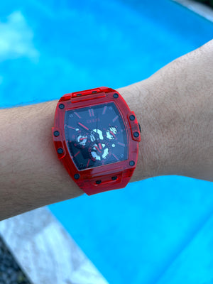 GUESS RED