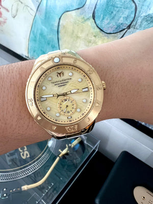 Technomarine  Cruise Monogram 44mm Gold