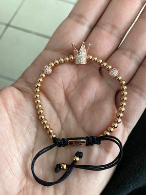 SET DE CORONA INCLUYE DOS PULSERA COLOR ORO ROSADO - techno305