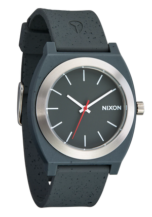 New Nixon 40mm