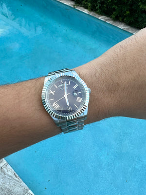 GUESS SILVER TONE CASE SILVER