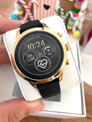 Michael Kors Women's Smartwatch + Pulsera Gratis